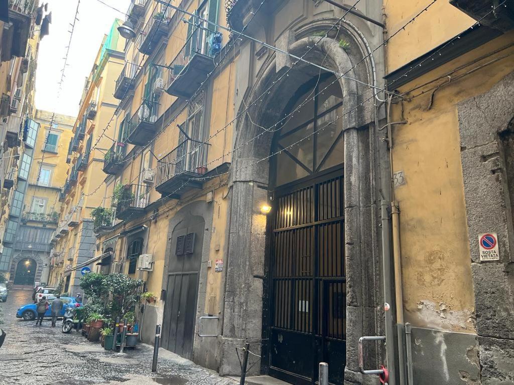 La Chicca Appartamento Intero Nei Quartieri Spagnoli Napoli Bagian luar foto