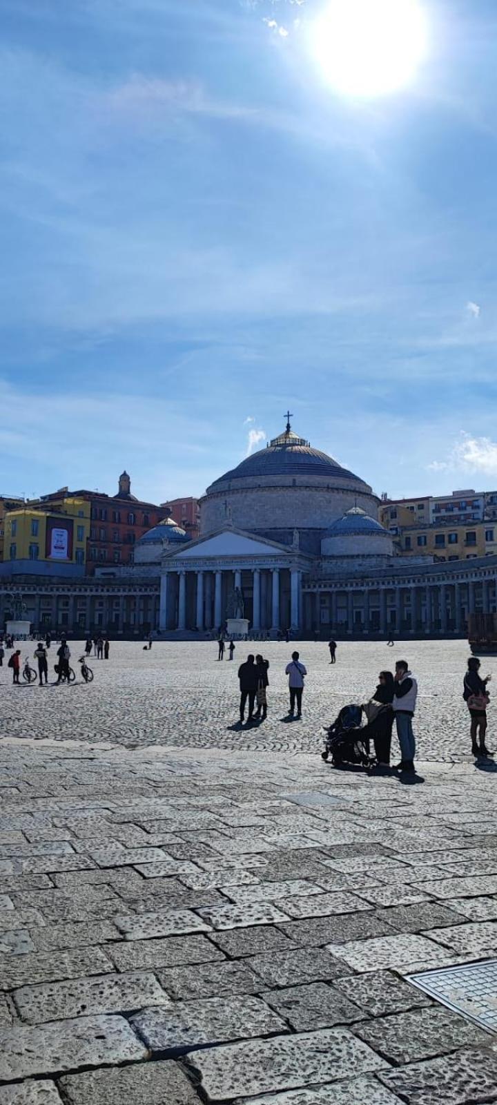 La Chicca Appartamento Intero Nei Quartieri Spagnoli Napoli Bagian luar foto