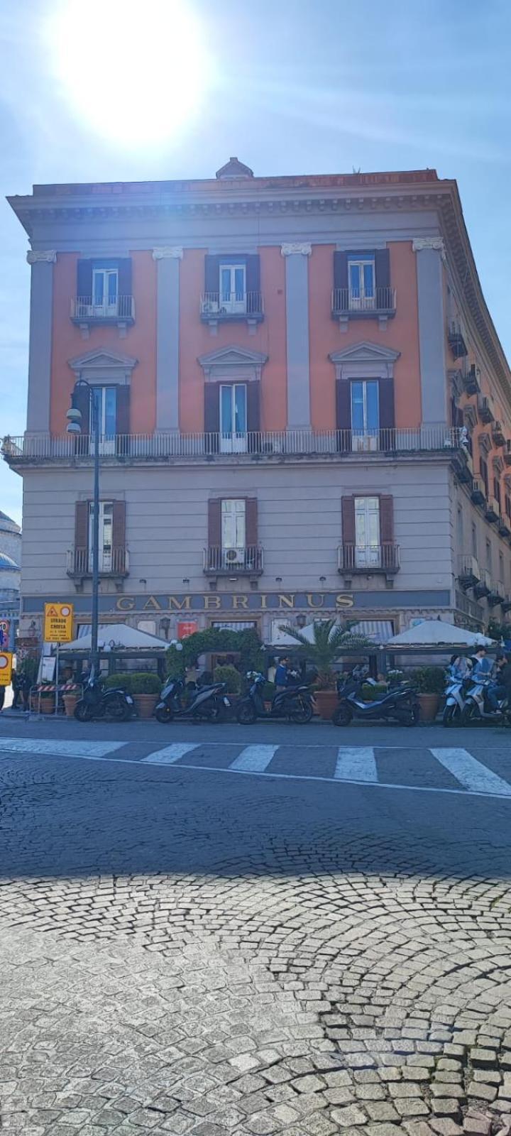 La Chicca Appartamento Intero Nei Quartieri Spagnoli Napoli Bagian luar foto